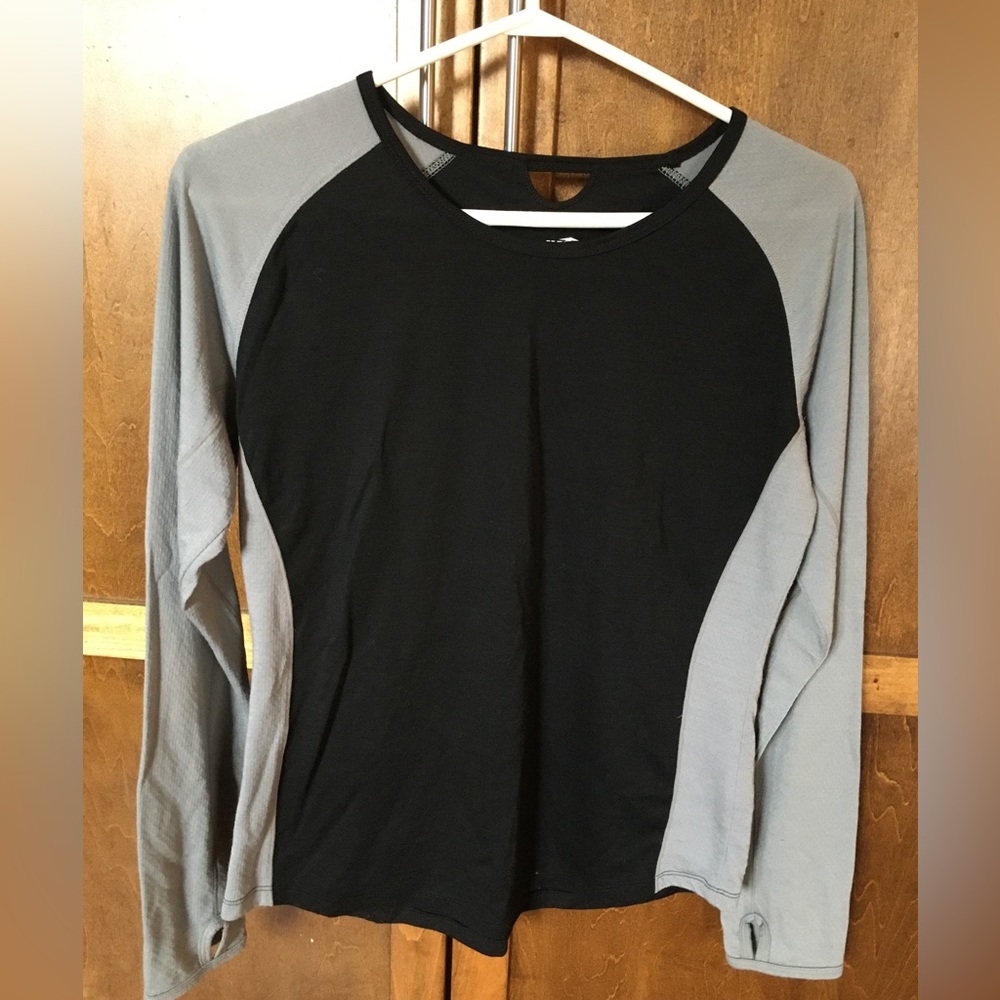 Avia long sleeve athletic shirt.